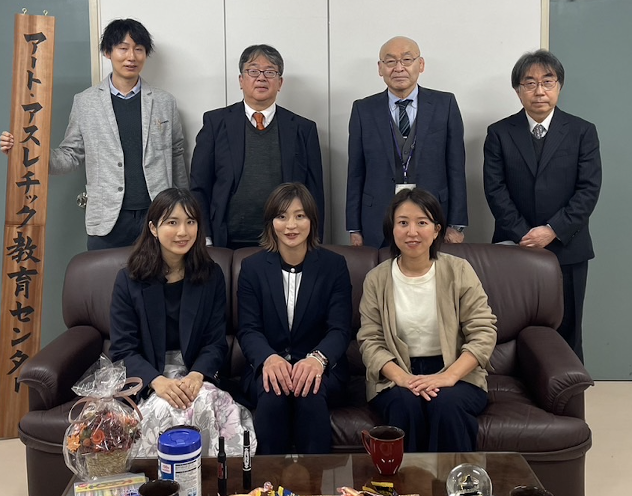 京大実戦・オープン　21年実施夏秋22年実施夏秋23年実施夏秋　全て 秋元真夏「アサヒスーパードライデー2024」始球式でキレあるショーパン