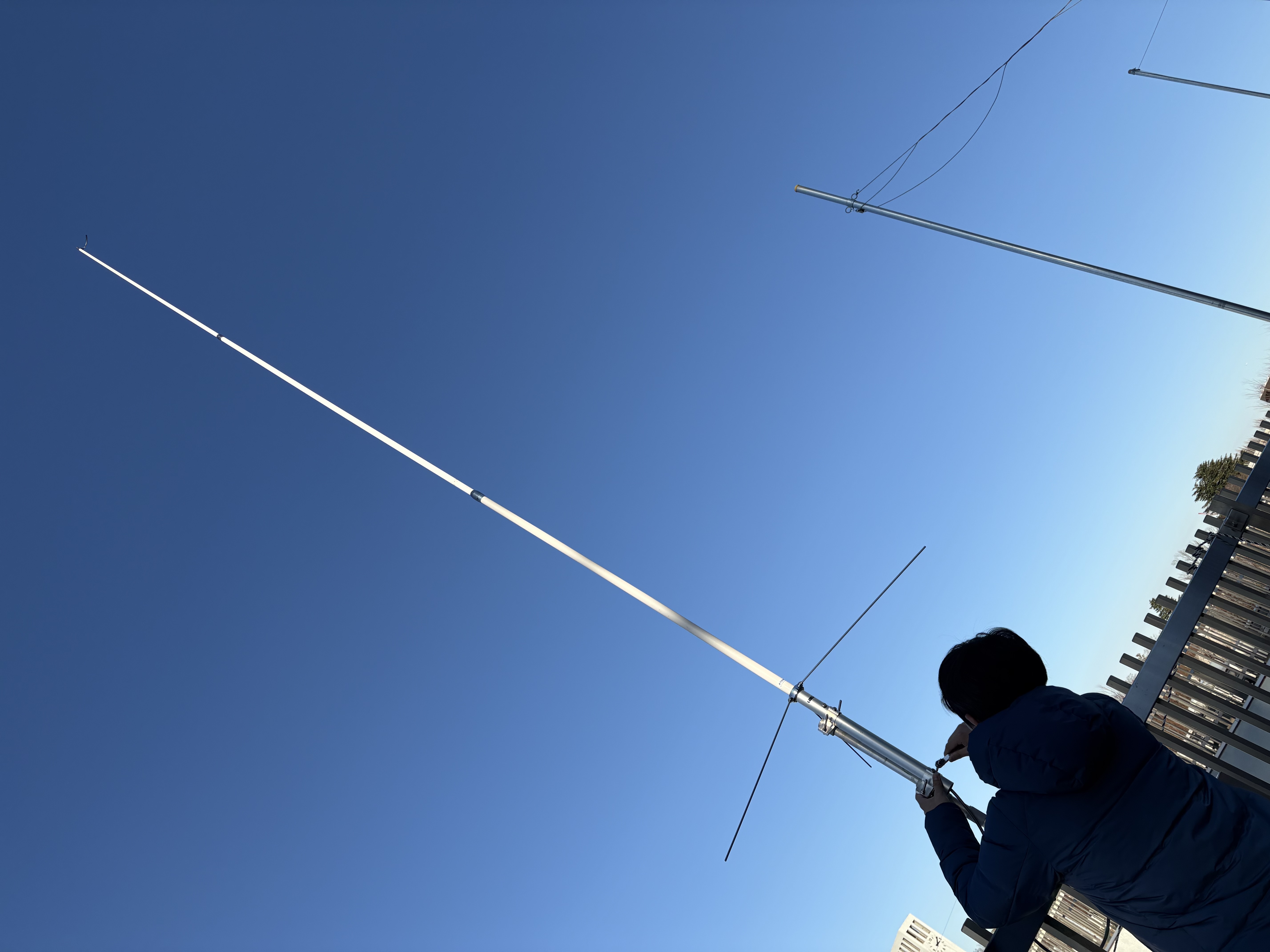 アンテナ見学の様子（仮）